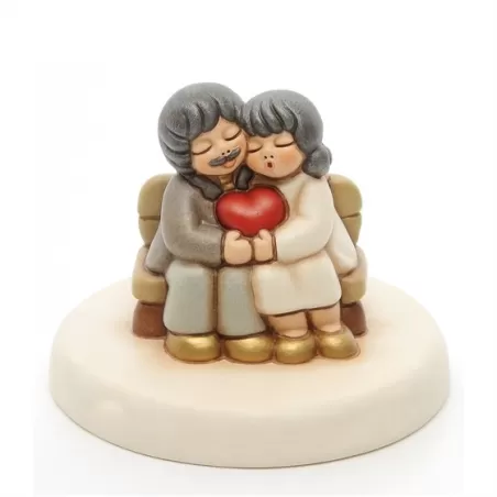 Coppia di sposini su panchina - Thun