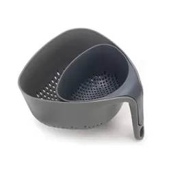 Nest colander, Set di 2 scolapasta grigi - Joseph Joseph