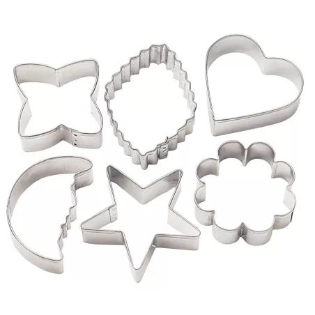 Tagliapasta Assortiti In Metallo 6 Pezzi Cm. 7x1,5 H.