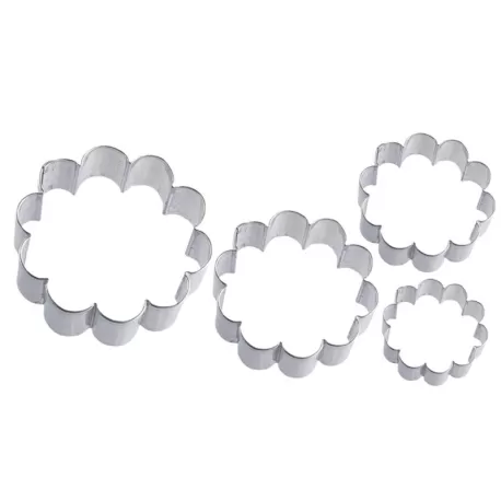 Tagliapasta fiore in metallo 4 pezzi da cm. 13 a 7x1,5 h.