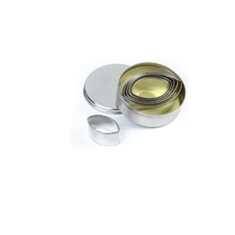 Tagliapasta foglie lisce 6 pezzi?