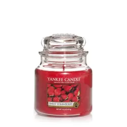 Sweet Strawberry Giara Media - Yankee Candle