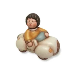 Bimbo su macchinina - Thun