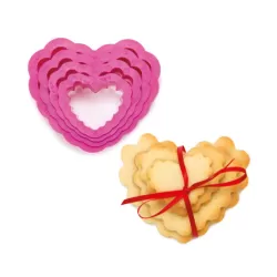 Set 4 tagliapasta cuore festonato 4 5 6 8 h 2,2 cm - Decora 2