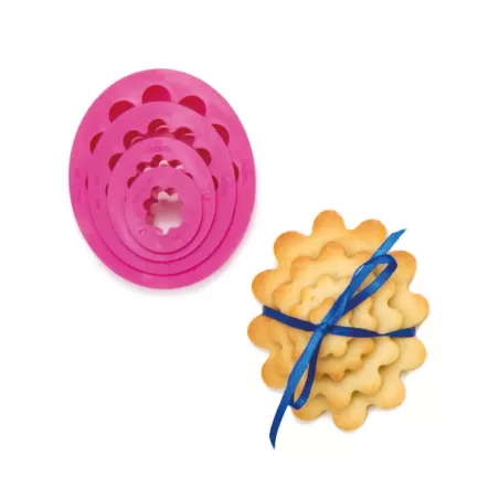 Set 4 tagliapasta ovale festonato 1,5 3,5 5,5 9 h 2,2 cm - Decora