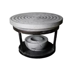 Party, Pietra ollare Cm.21 con piedistallo in metallo - Pietra ollare Valmalenco