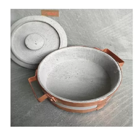 Stufino, Tegame Cm.11 basso rilegato con maniglie in rame e coperchio in pietra ollare - Pietra ollare Valmalenco