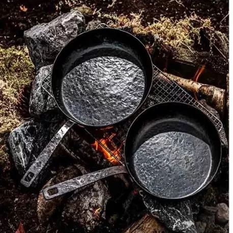 Padella forgiata Cm.24 - Forged