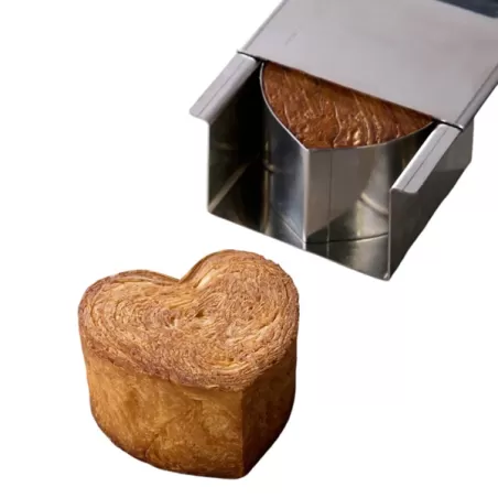 Stampo croissant geometrico cuore in acciaio inox Mm.80×70×50 H. - Pavoni