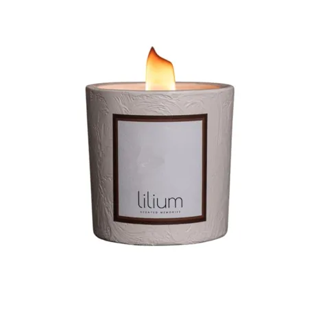 Candela in cera di soia e cocco con stoppino in legno Gr.300, Fico mediterraneo - Lilium