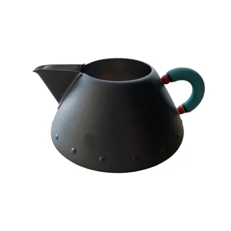 Cremiera 9096 in acciaio inossidabile 18/10 nero con manico in PA, nero - Alessi